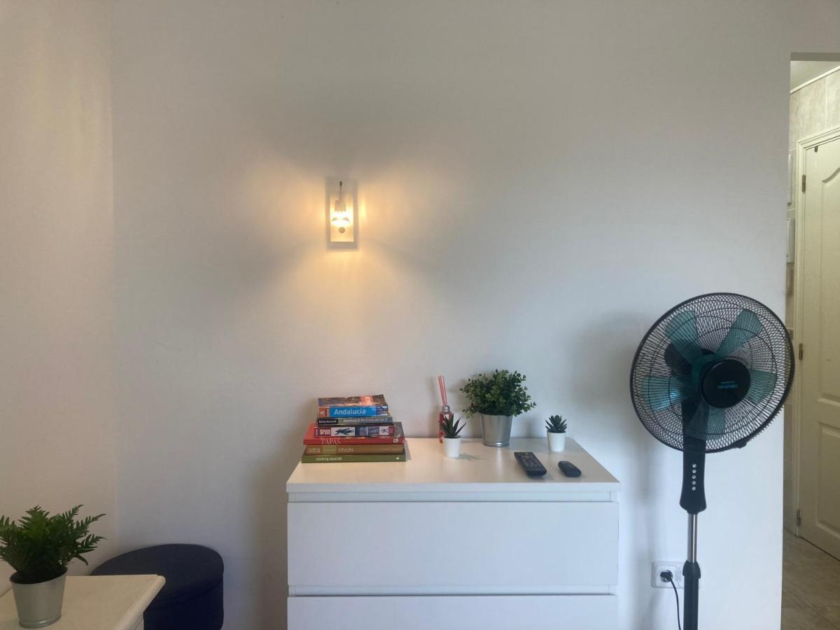 Cozy Studio Near The Beach Sitio de Calahonda ภายนอก รูปภาพ